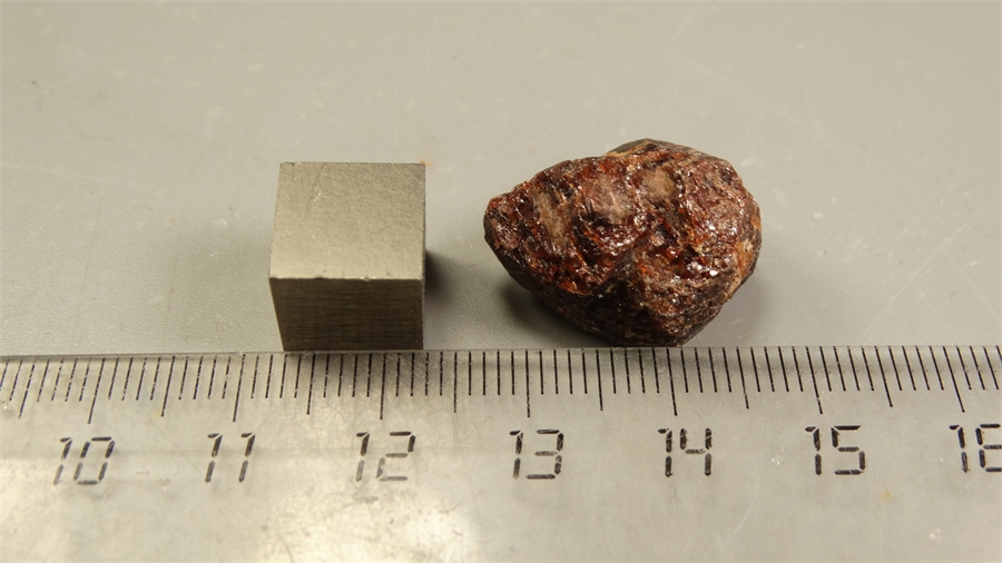 Гранат альмандин 25277 - фото 71940