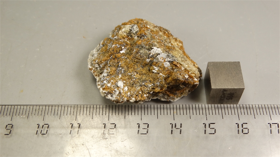 Форстерит с тальк-хлоритом 25334 - фото 72573