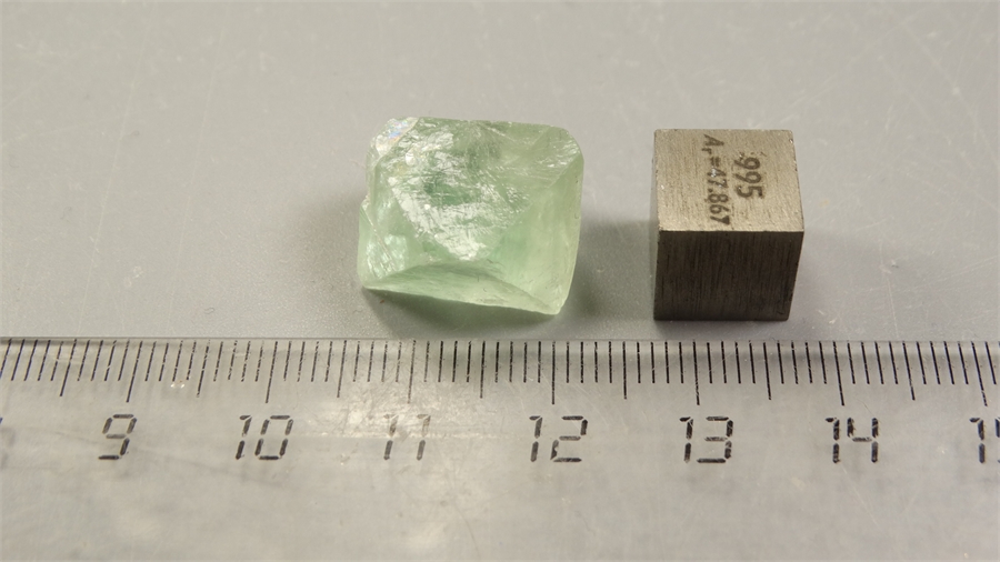 Флюорит 25449