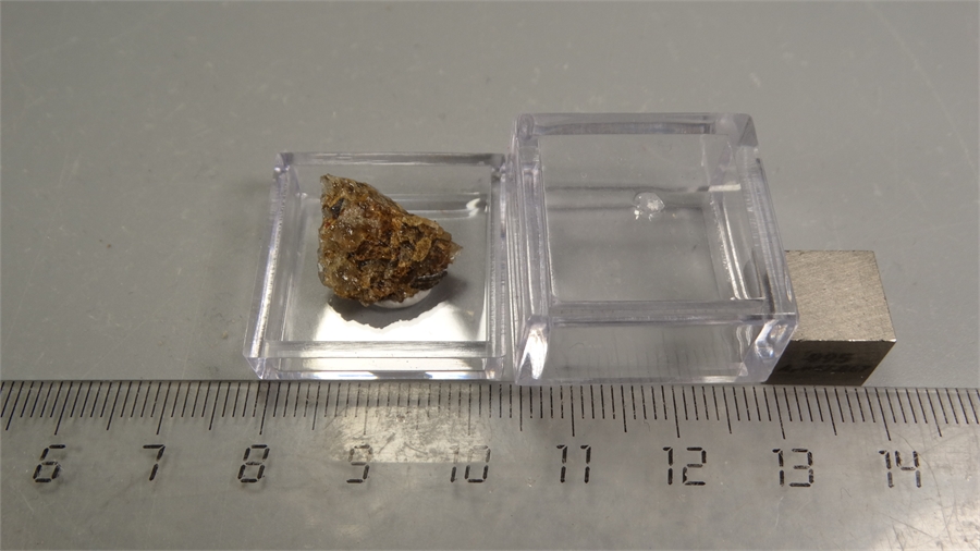 Рутил в кварце 25625