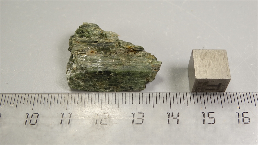 Актинолит 25639