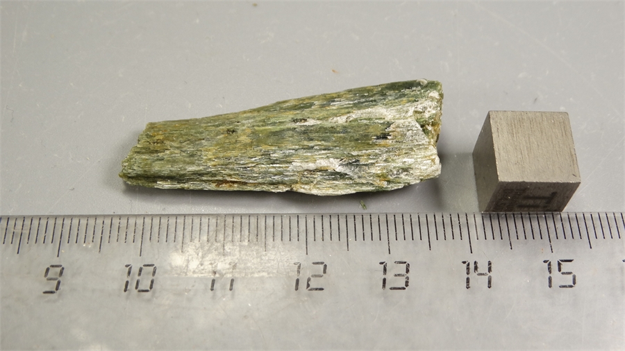 Актинолит 25641