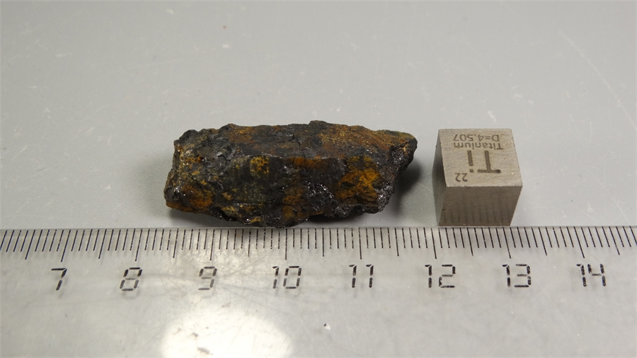 Ильменит 25724