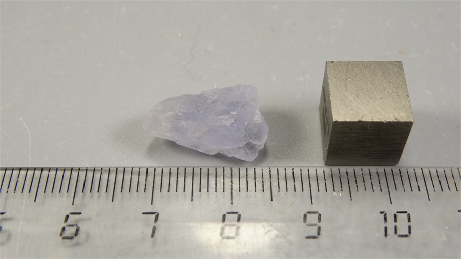 Флюорит 25736