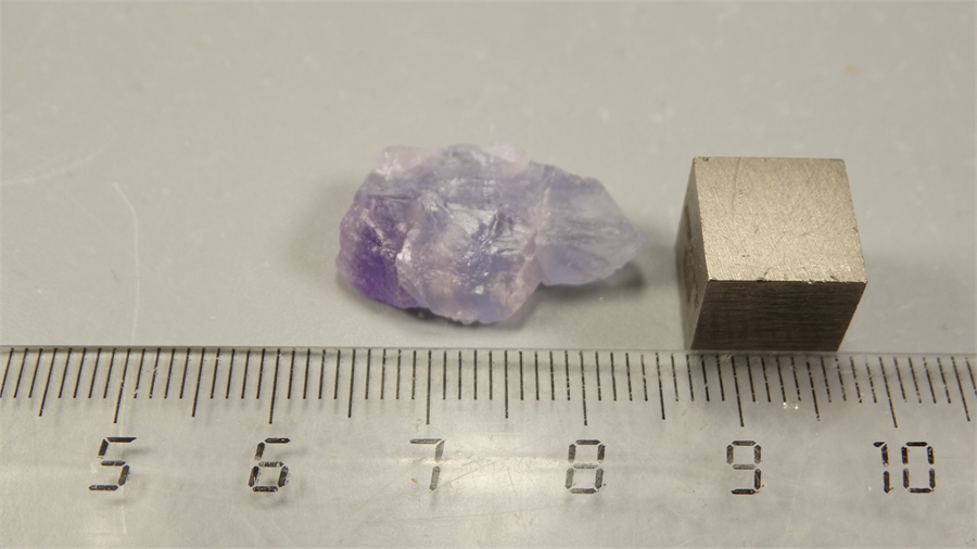 Флюорит 25750