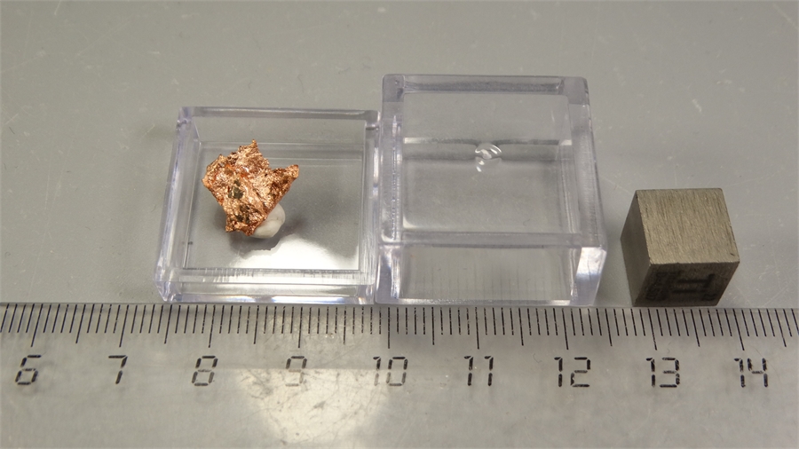 Самородная медь 25807