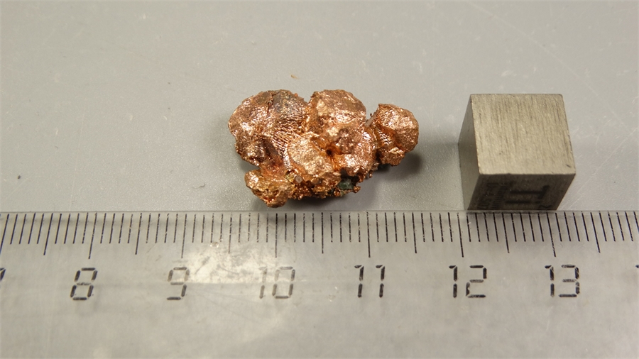 Самородная медь 25820