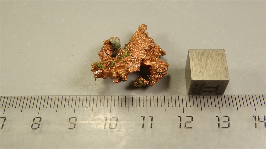 Самородная медь 25823