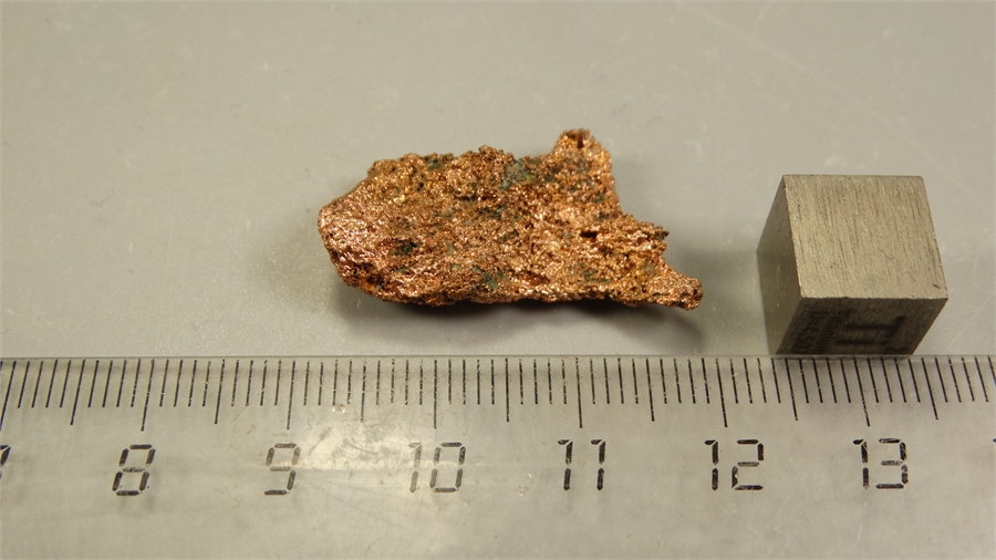 Самородная медь 25825