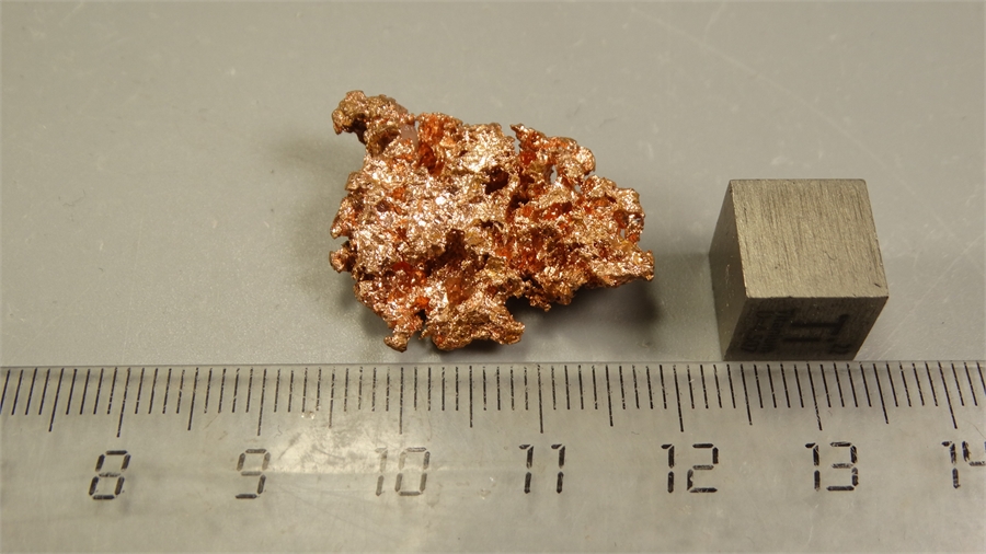 Самородная медь 25827