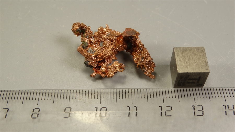 Самородная медь 25828