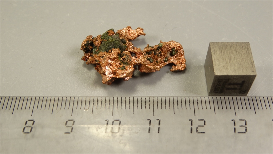 Самородная медь 25829