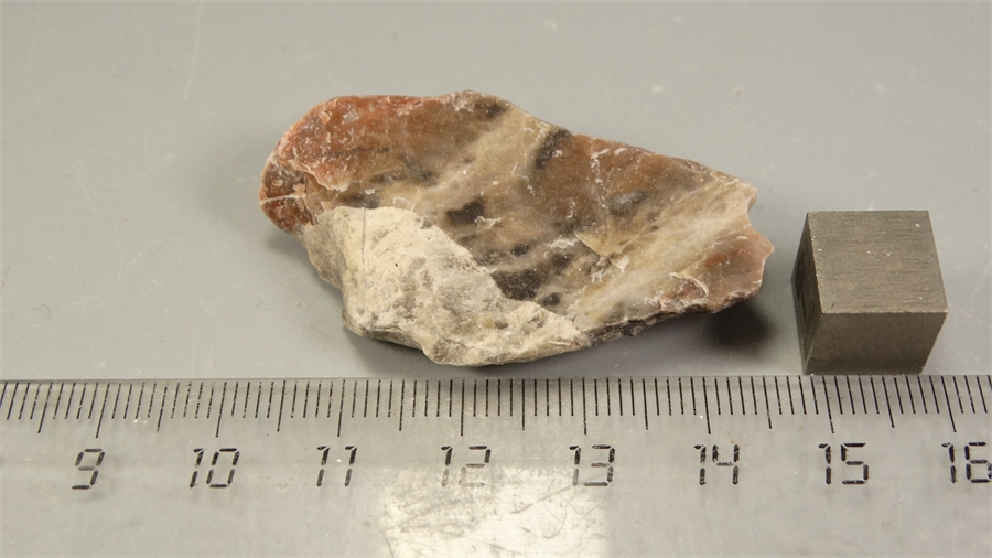 Яшма необработанная 25932