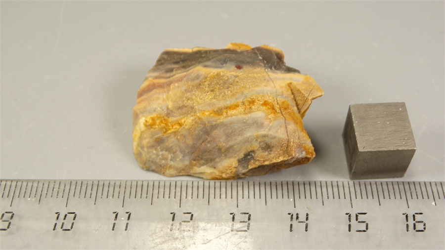 Яшма необработанная 25935