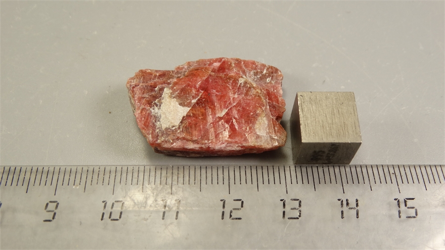 Родонит 25977