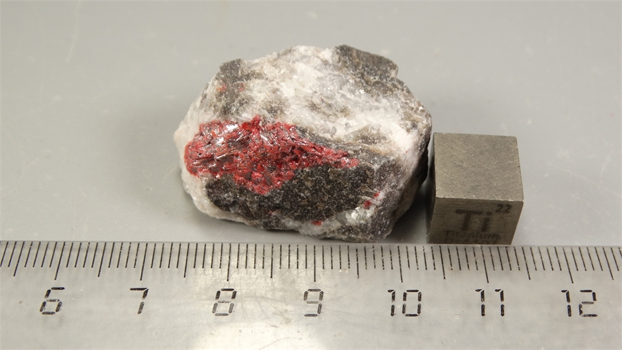 Киноварь в доломите 25989