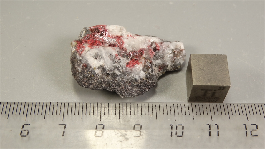 Киноварь в доломите 25992