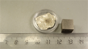 Мусковит 24413