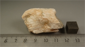 Гипс селенит 24706