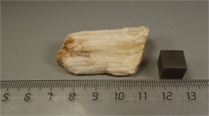 Гипс селенит 24708