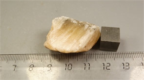 Гипс селенит 24721