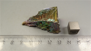 Висмут (искусственно выращенный кристалл) 24750