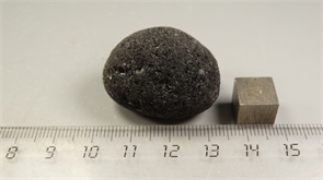 Псевдотектит 24759