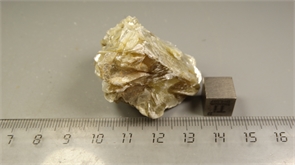 Мусковит 24786