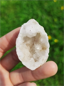 Кварцевая жеода 24339