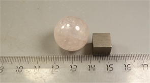 Розовый кварц 25208