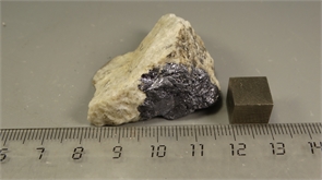 Молибденит 25254