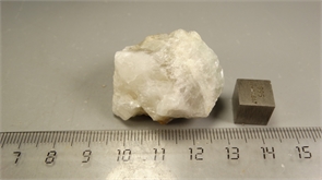 Флюорит 25310