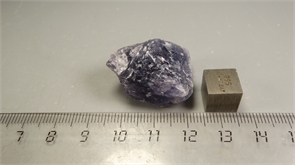 Флюорит 25316