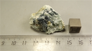 Турмалин дравит в тальк-хлорите 25337