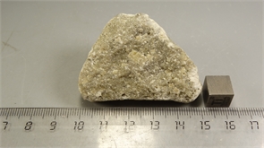 Пирит в березите 25346