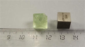 Флюорит 25442