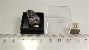 Ильменит 25708