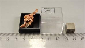 Самородная медь 25796