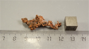 Самородная медь 25804