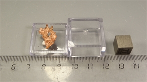 Самородная медь 25808