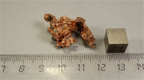 Самородная медь 25828