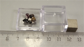 Шпинель 25897