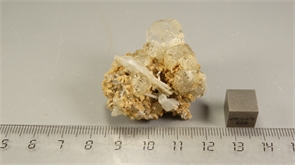 Флюорит оптический и кварц 25963