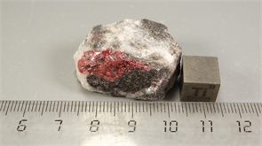 Киноварь в доломите 25989