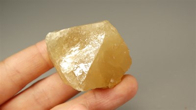 Шеелит 10716